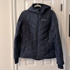Columbia women’s size medium Heavenly hooded down jacket with Omni-Heat